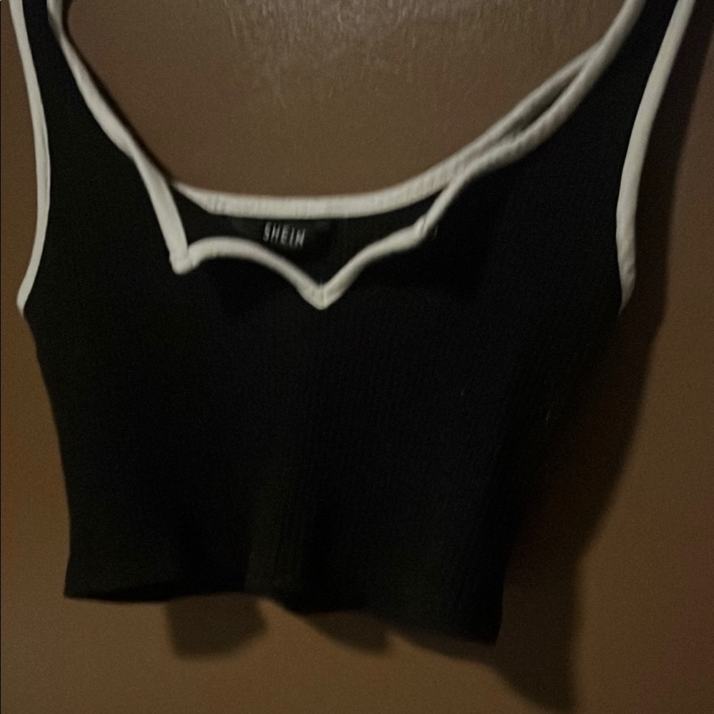 SHEIN Contrast Trim Black Tank Top